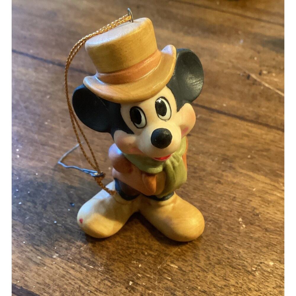 Mickey Mouse w/Top Hat "Ebenezer Scrooge" Mickey's Christmas Carol Ornament